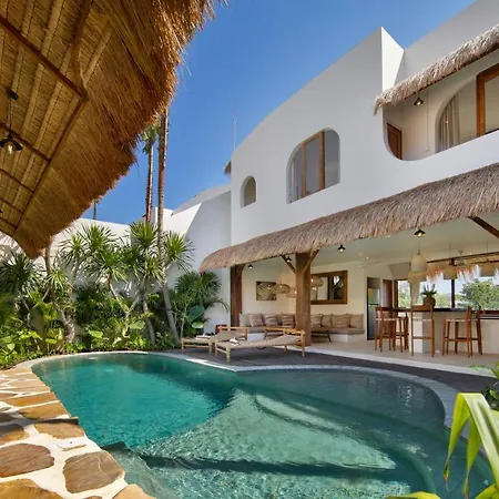 Casa Bunga Raya Villa