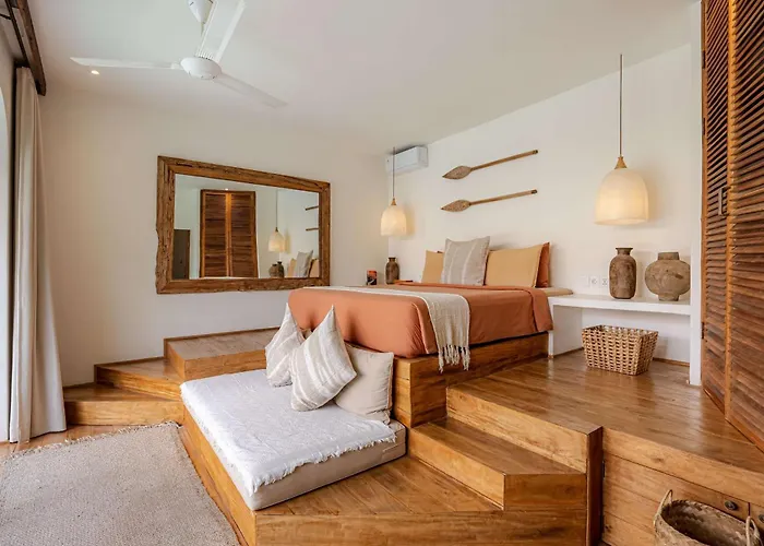 Villa Casa Bunga Raya - Luxury 3br Mediterranean Umalas Breakfast & Butler